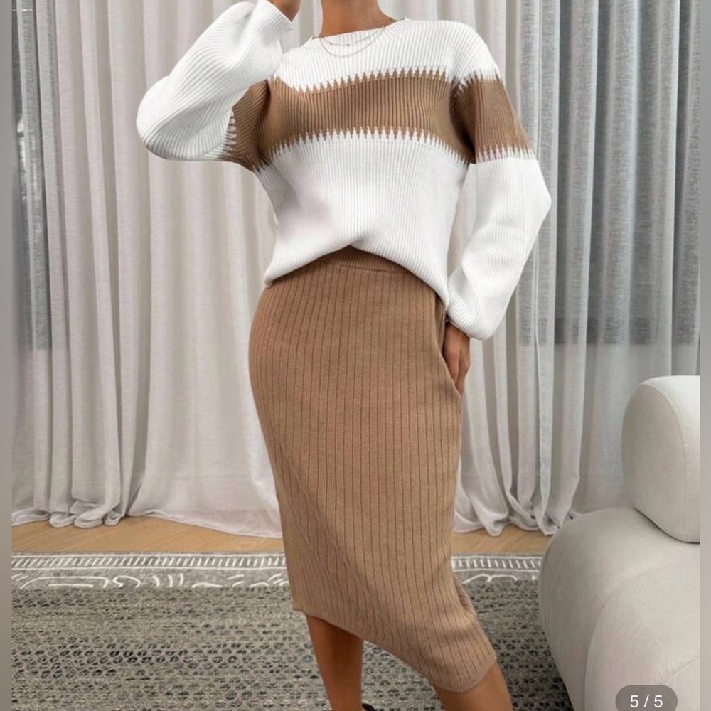 Women’s Two Piece Drop Shoulder Sweater & Knit Skirt EUC